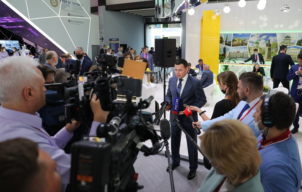 https://www.yarregion.ru/newsPics/2021-06-04-reyting/1.jpg