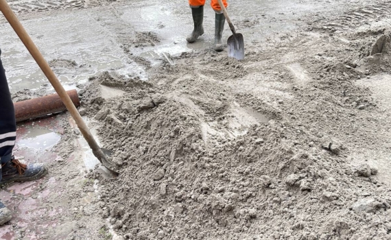 Цемент превратился в камень? Не беда — 4 способа дать ему вторую жизнь на даче Цемент превратился в камень? Не беда — 4 способа дать ему вторую жизнь на даче