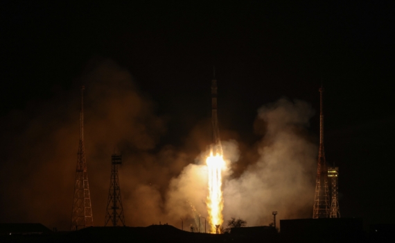 Аналитик Белоусов: Жизнеобеспечение для лунной базы до сих пор не разработано Аналитик Белоусов: Жизнеобеспечение для лунной базы до сих пор не разработано